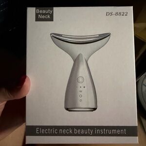 Electric Neck Beauty Instrument - Silver
